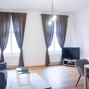 levestate-premium-apartment-close-to-the-city-center.vienna-besthotels.com/