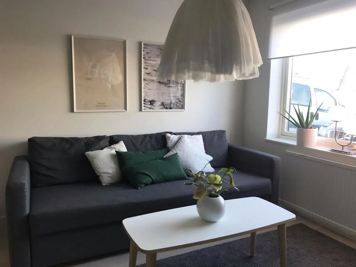 Mysig Studiolaegenhet I Vaestra Goeteborg Apartment